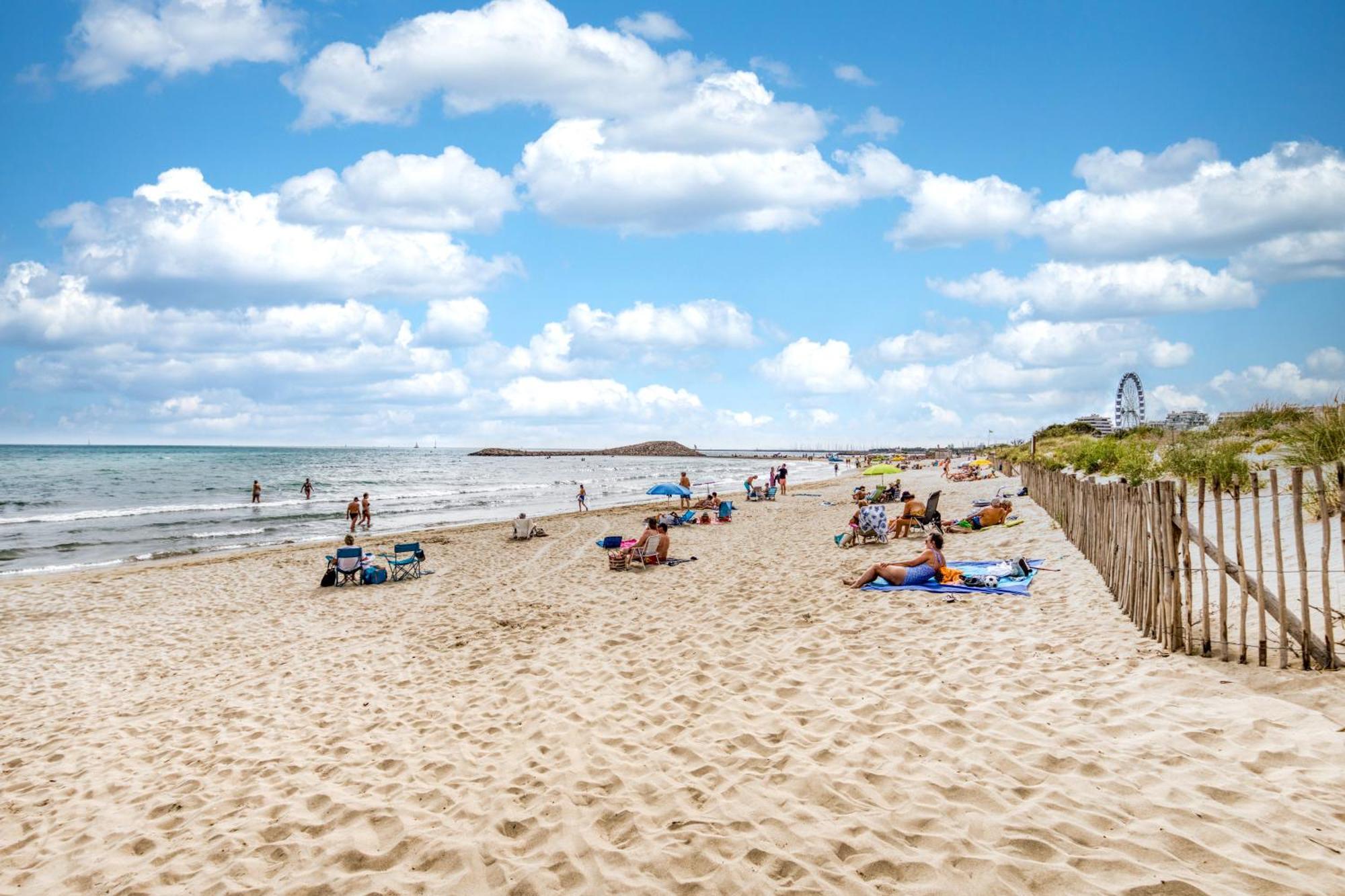Le Murmure Pieds Dans L'Eau La Grande Motte Luaran gambar
